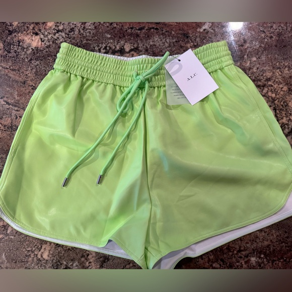 A.L.C Rex shorts, NWT, size 0, kick green - Picture 8 of 9